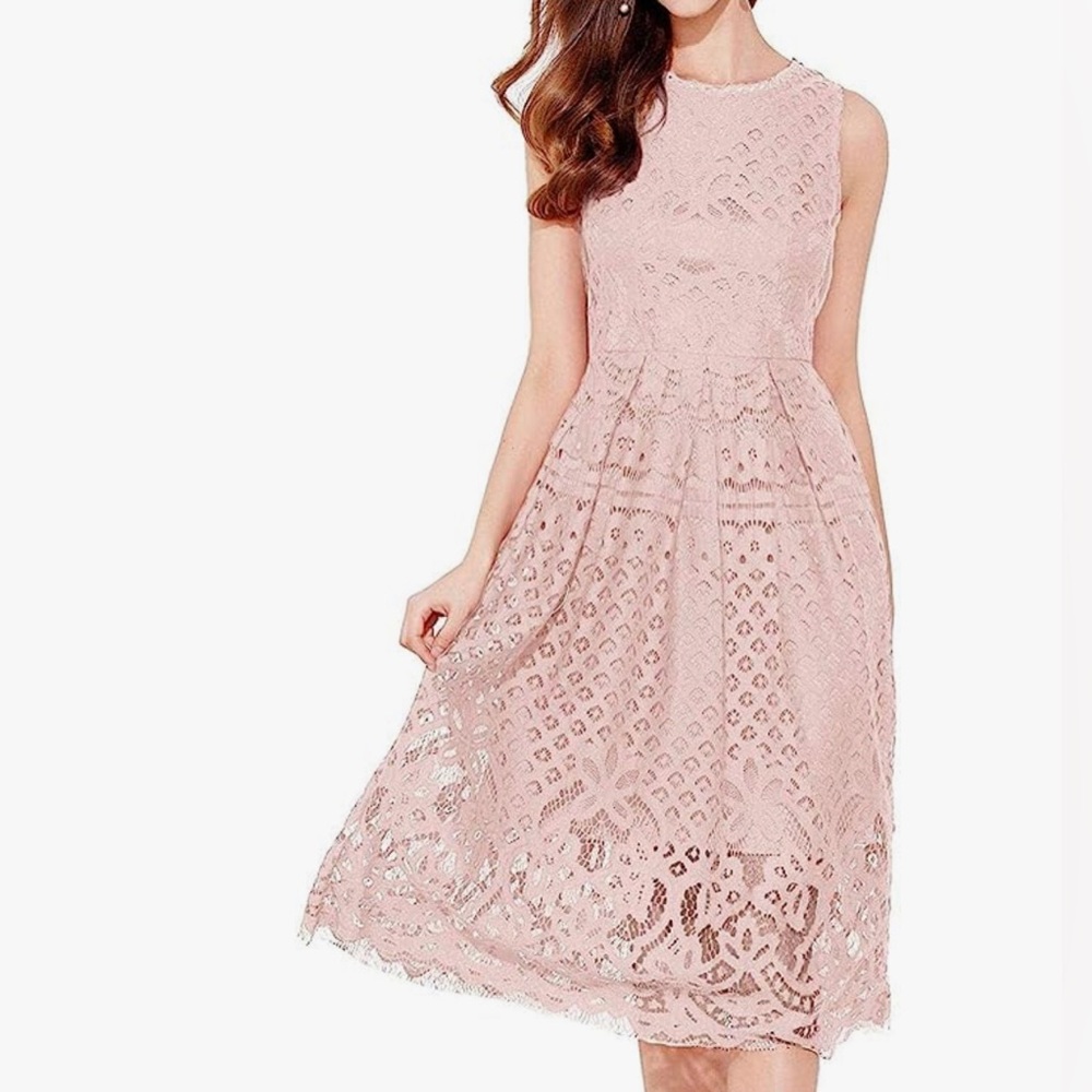 Women’s pink lace midi dress. Size large